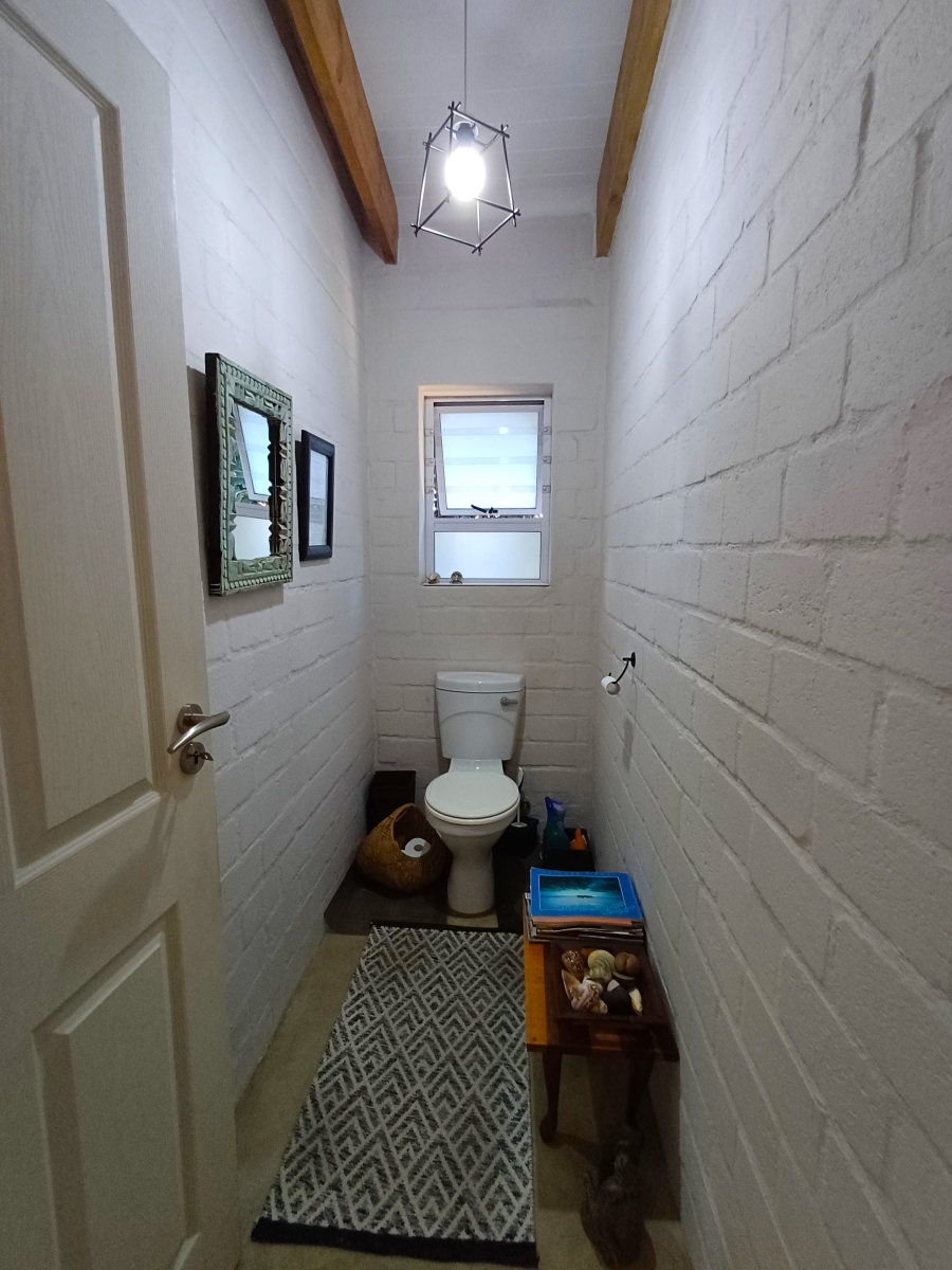 3 Bedroom Property for Sale in Palmiet Western Cape